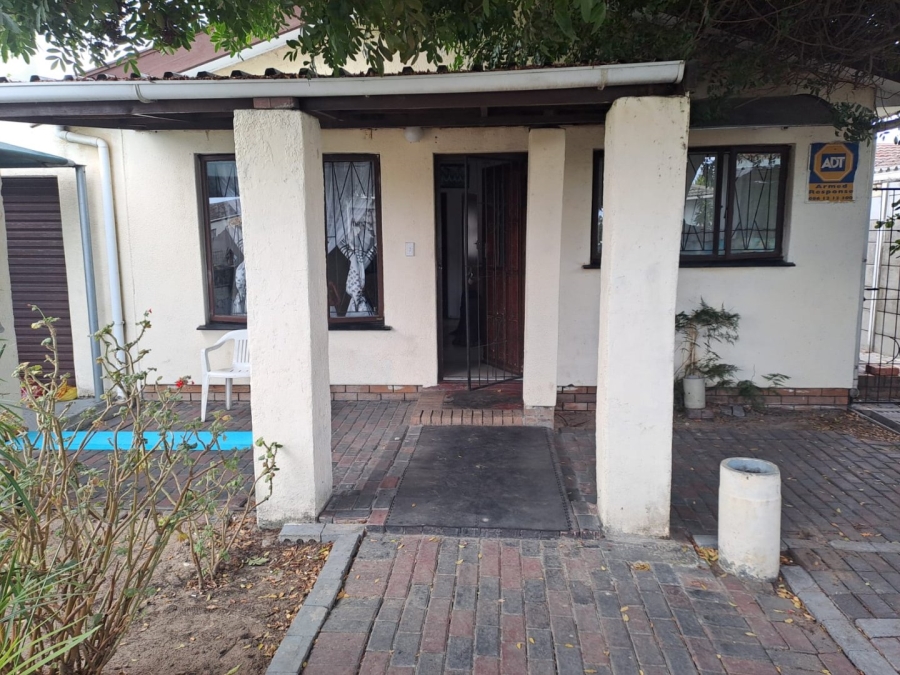 2 Bedroom Property for Sale in Heather Park Western Cape